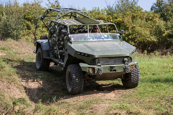 Terminal Satelit Pertama di Kelasnya dengan Performa Tinggi dalam Desain Ringkas Tak Tertandingi